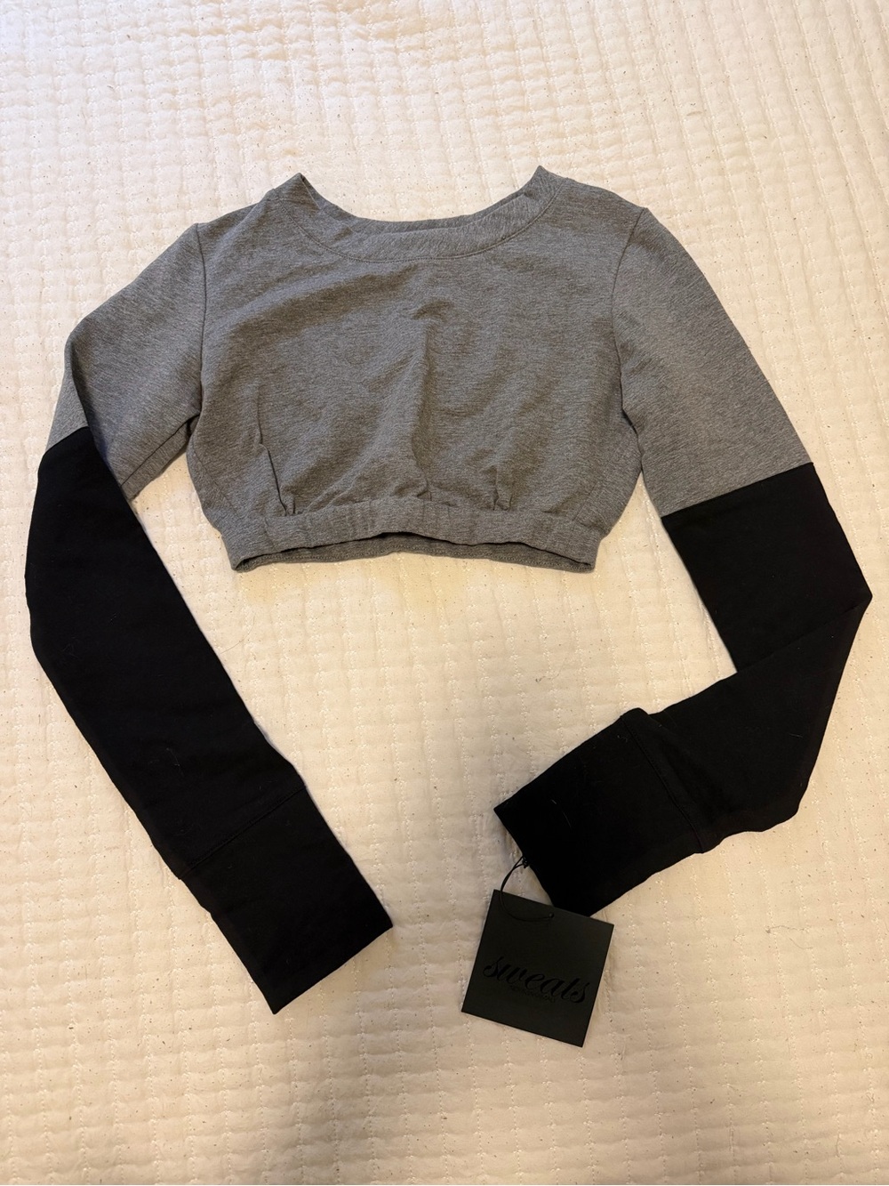 Cropped Two-Tone Long Sleeve Top in Grey and Black